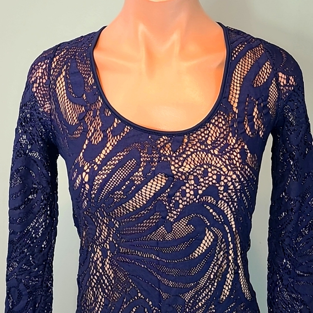 NWT BCBGMaxAzria Vivia Unconventional Lace Dress Size Medium Y2K - Picture 2 of 10
